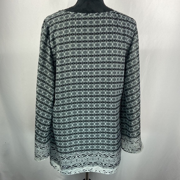 Fashion Bug Fully Lined Ultra Flowy Tunic with Faire Isle Print - Picture 2 of 6